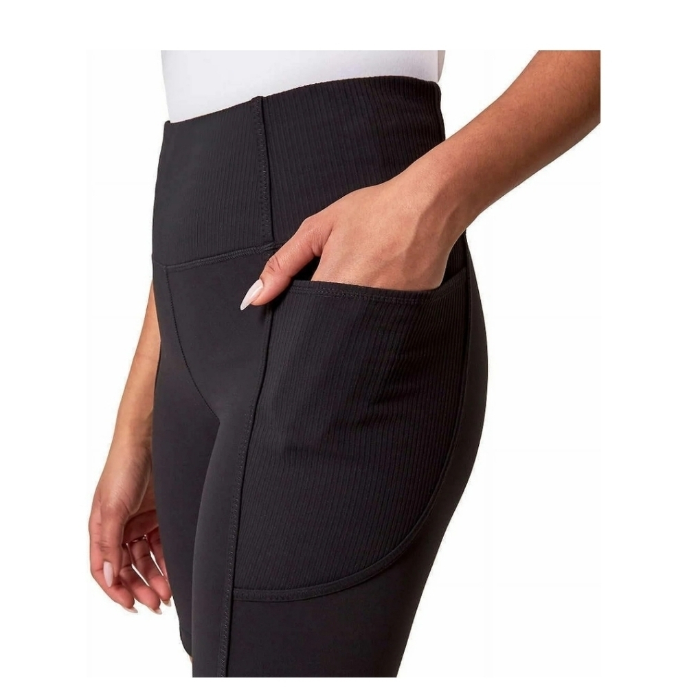 Mondetta Black High-Waisted Bike Shorts - Picture 9 of 9
